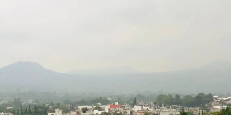 Ceniza del Popocatépetl en Morelos.