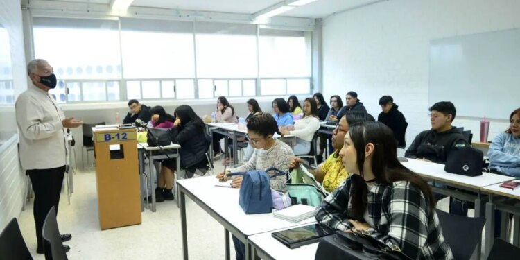Cómo inscribirme en convocatoria UNAM a distancia
