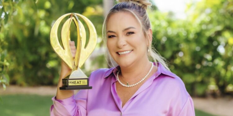Creadora de los Premios Heat es reconocida por los Billboard