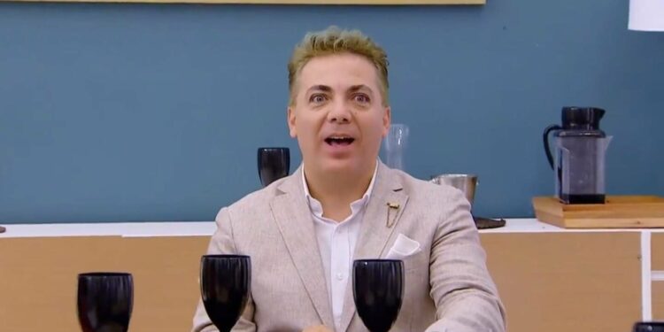 Cristian Castro en el Hotel VIP.jpg