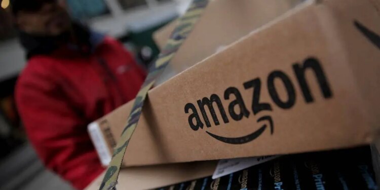 Demandan a Amazon por monopolio en la UE
