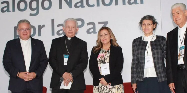Diálogo por la paz en la Ibero Puebla
