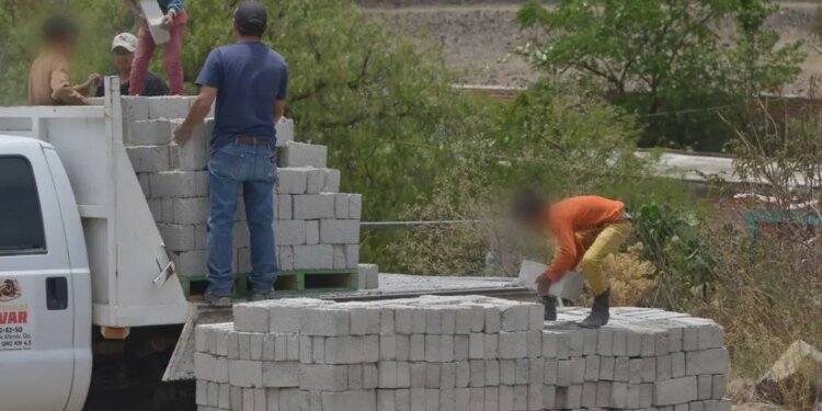 Dudas sobre disminución pobreza: gastos y percepciones