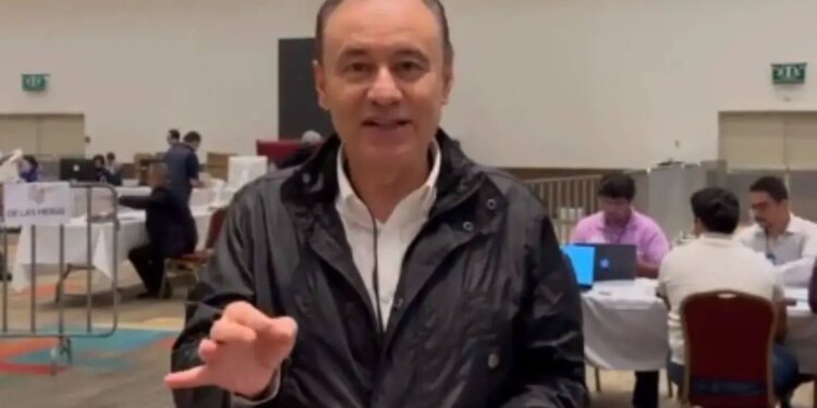 Durazo desmiente policías en conteo Morena.