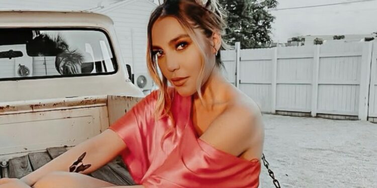 Frida Sofía, hija de "La Guzmán", es sacada de canal por estado inconveniente