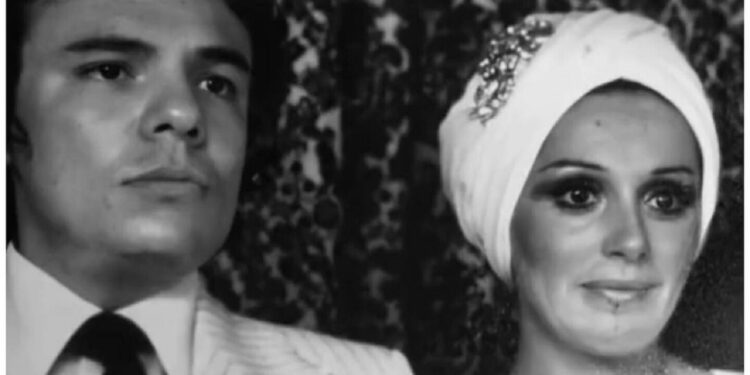 Las tiernas fotos con las que Anel recuerda a su esposo, José José, a cuatro años de su muerte