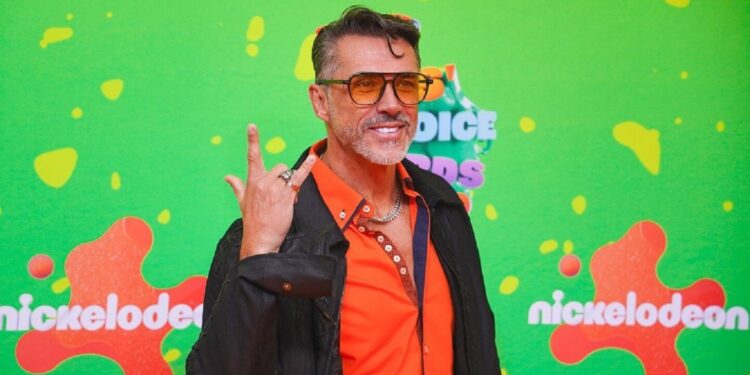 Sergio Mayer usa una popular frase de Luis Miguel en un divertido TikTok y lo tunden en redes: 'Te pasaste'
