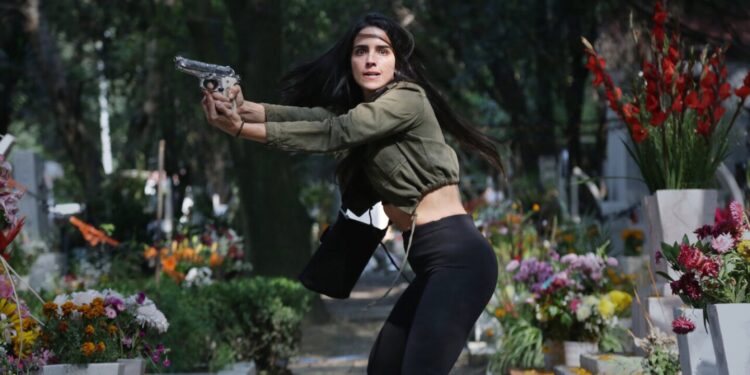 ¿Dónde ver las tres temporadas completas de la exitosa serie de Bárbara de Regil?