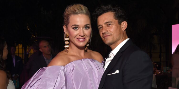 Acusan a Katy Perry y Orlando Bloom de 'abusar' de un anciano para quitarle su mansión