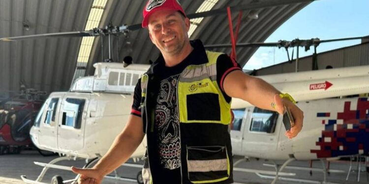 Arturo “El Turry” Macías es acusado de lucrar con el huracán Otis; esto cobraría por transportar damnificados