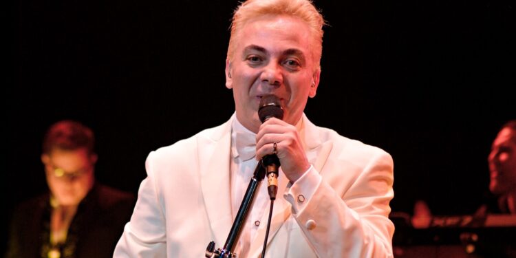 La historia detrás de "Verónica", la canción que Cristian Castro le compuso a su mamá