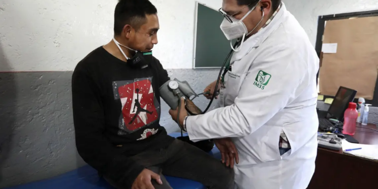 México alcanza 22 millones de empleados registrados