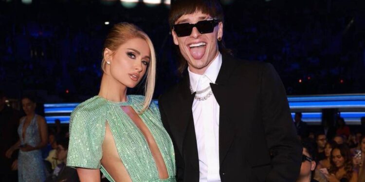 ¿Paris Hilton y Peso Pluma harán un dueto? Esto piensa la socialité de los corridos tumbados