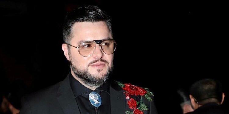 Así reaccionó Paul Stanley a una pesada broma de José Eduardo Derbez sobre su padre, Paco Stanley