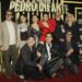 Protagonista de Se llamaba Pedro Infante causó revuelo llegando en falda a su estreno