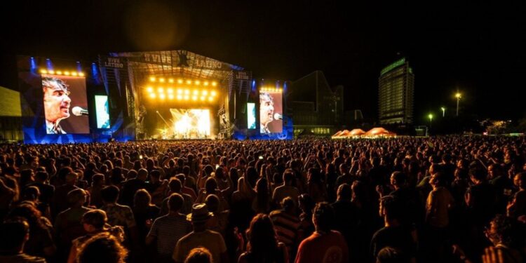 el festival da a conocer su cartel y desata el caos en redes