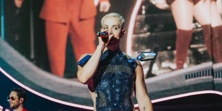 Christian Chávez ya no soporta las preguntas sobre Poncho Herrera y así lo demostró