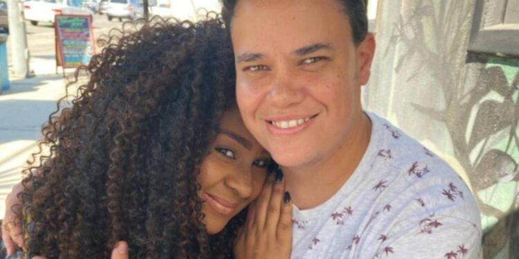 M'balia Marichal, de OV7, buscará embarazarse de su esposo trans, Alex Tinajero, en 2024