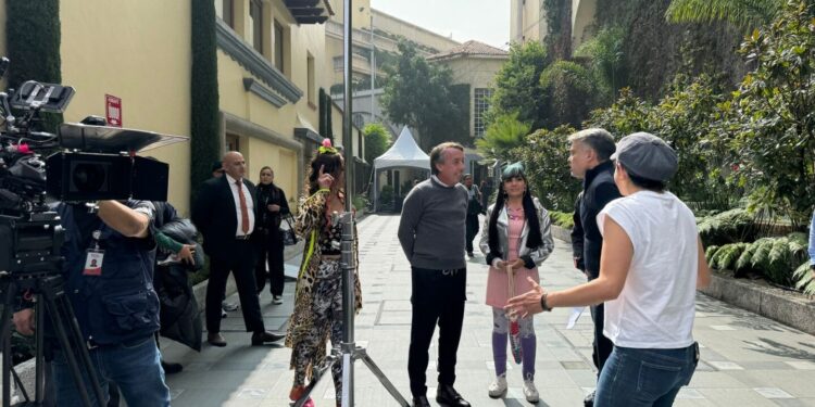 ¡Emilio Azcárraga Jean se une a Nacaranda y Nacasia! FOTOS