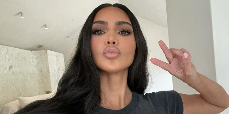 Kim Kardashian sacó su videojuego de los celulares tras una década de un éxito millonario: ¿qué sucedió?