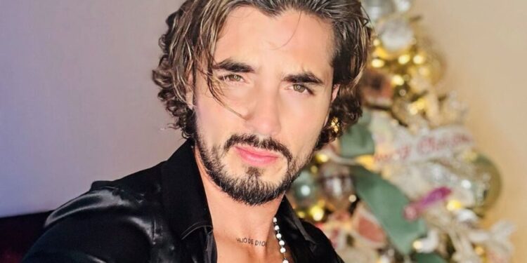 Christian Estrada en La casa de los famosos 4