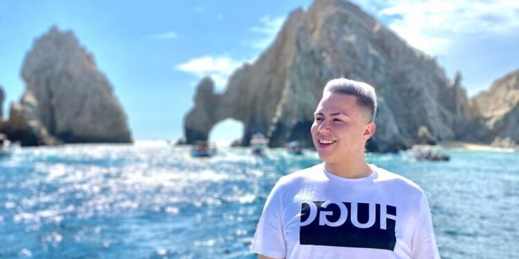 Quién fue Sebastián Bautista, el influencer mexicano que murió a sus 23 años