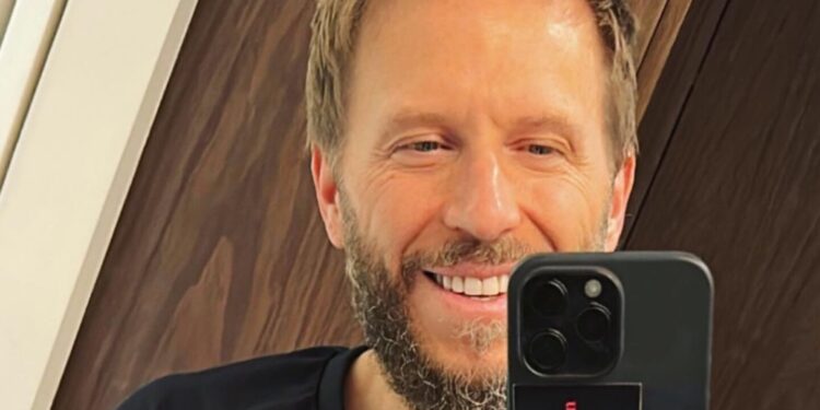 "Renté un cuarto sin colchón en Tacuba"