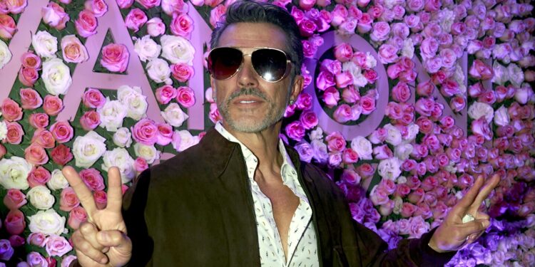 Sergio Mayer redobla el debate y dice que nunca fue amigo de Wendy Guevara: 'Solo hice negocios'