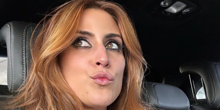 Sofía Rivera Torres conquistó a sus seguidores luciendo un impactante bikini estilo animal print