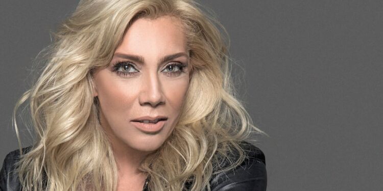 Tras críticas, Cynthia Klitbo, explota contra haters por el video donde llamó flojos a los adultos mayores