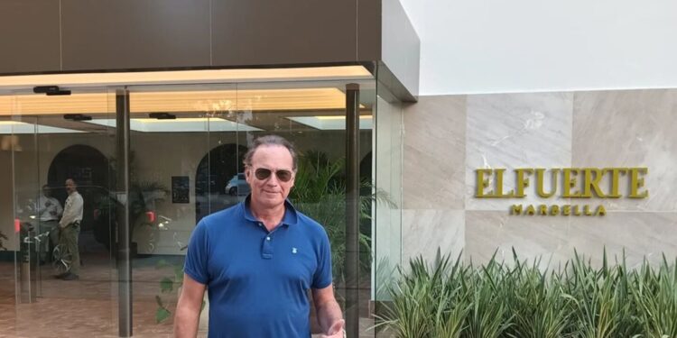Un famoso presentador de TV generó polémica por 'negarse' a ser padre tras el nacimiento de su séptimo hijo