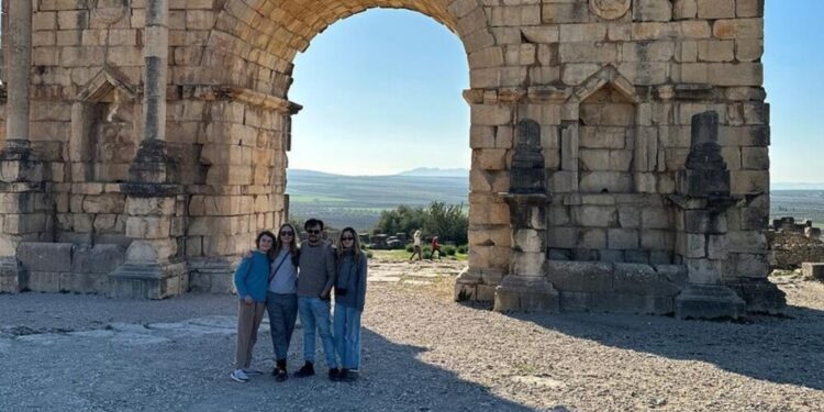 aleks y su familia.jpg