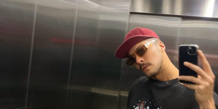 ¿quién es el cantante mexicano acusado de abuso de menores?