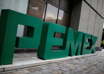 Aumenta extracción de petróleo, baja combustóleo.