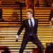 Cinco aviones con 90 toneladas de carga llegaron a Venezuela para el concierto de Luis Miguel en un estadio