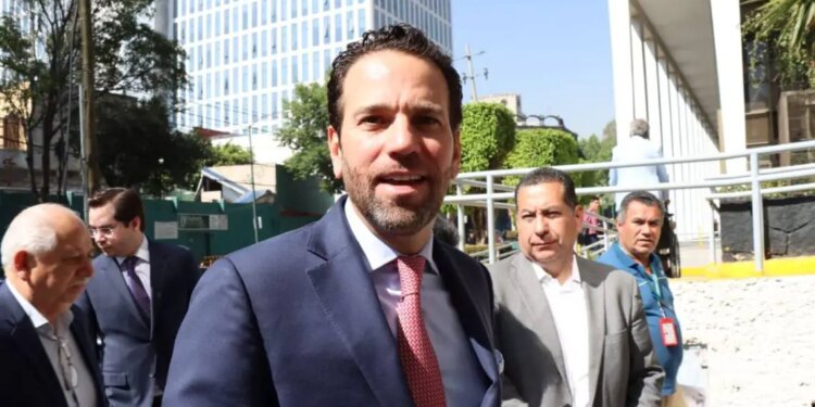 Confrontación en tribunales: Loret vs López Obrador