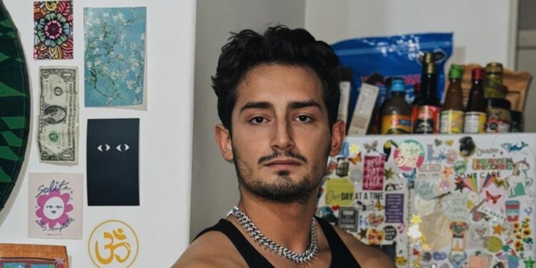 Emilio Osorio 'defendió' a Leslie Gallardo tras su expulsión de LCDLF y recibió más críticas