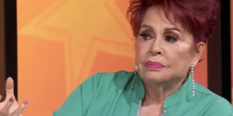 Maestra Ema Pulido se recupera de una tromboembolia pulmonar