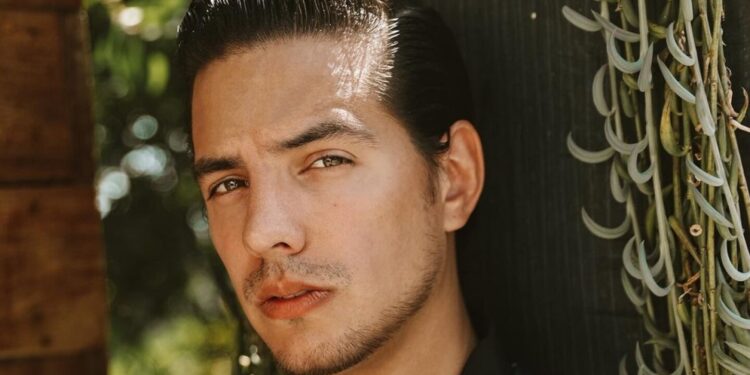 Vadhir Derbez canceló un concierto y estallaron las redes con duras críticas en su contra