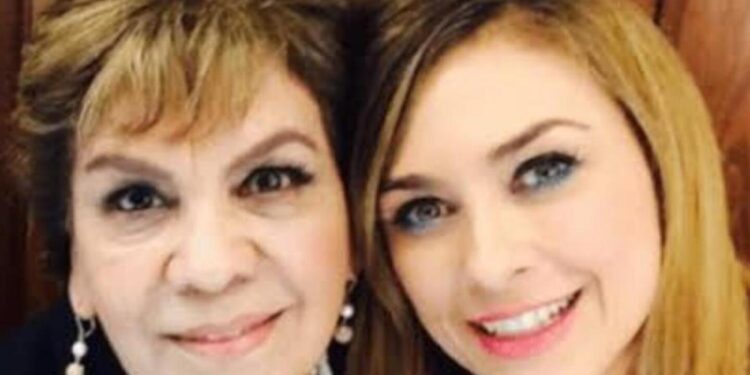 ¿De qué murió la mamá de Aracely Arámbula, Socorro Jacques?