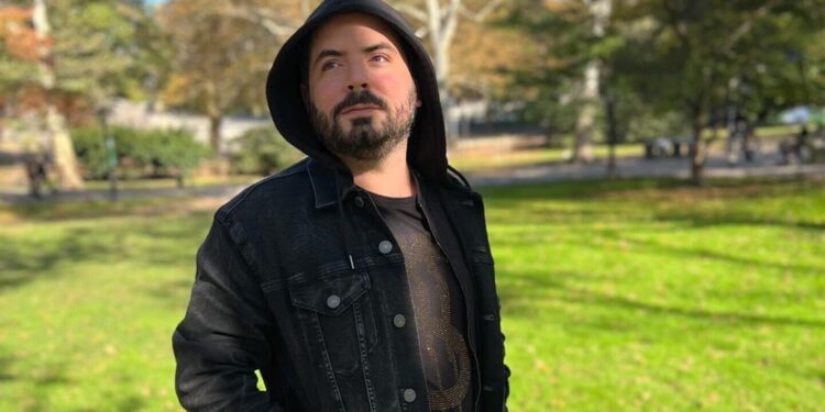 José Eduardo Derbez admitió que corrigió 'sus errores' en la intimidad... ¡grabándose!: VIDEO