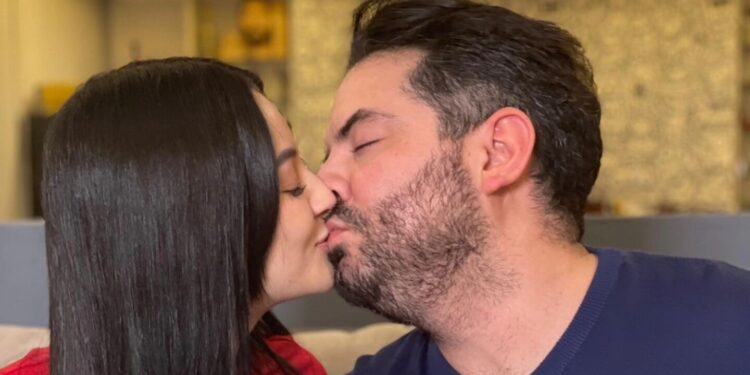 Los Derbez celebran baby shower de José Eduardo y Paola Dalay: Fotos y video