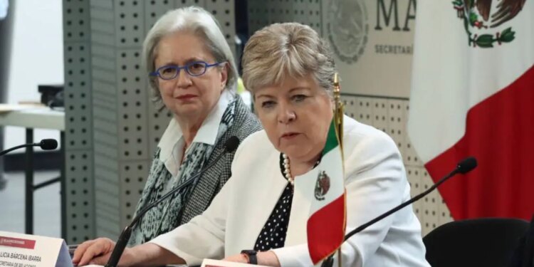 Alicia Bárcena critica acción de Ecuador.