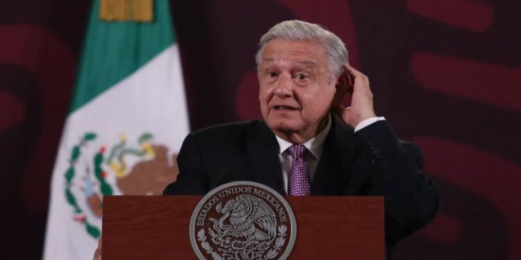 Instrucción cambia conferencia AMLO obras.