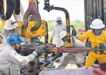 Problemas financieros limitan inversiones Pemex