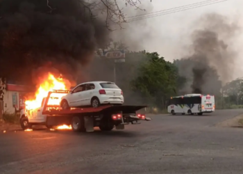 Tragedia en Tabasco: Bus incendiado mata