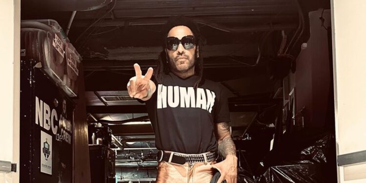 así fue la loca visita de Lenny Kravitz a un puesto de comida callejero en CDMX