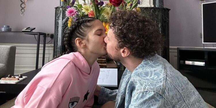 luisito comunica y su novia