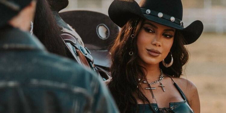 El curioso incidente que tuvo Anitta con Alejandro Fernández en las grabaciones de La Tóxica: VIDEO