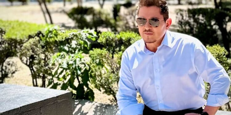Ernesto Laguardia se molestó con un reportero por una simple palabra y lo tundieron en redes: 'Chango payaso'